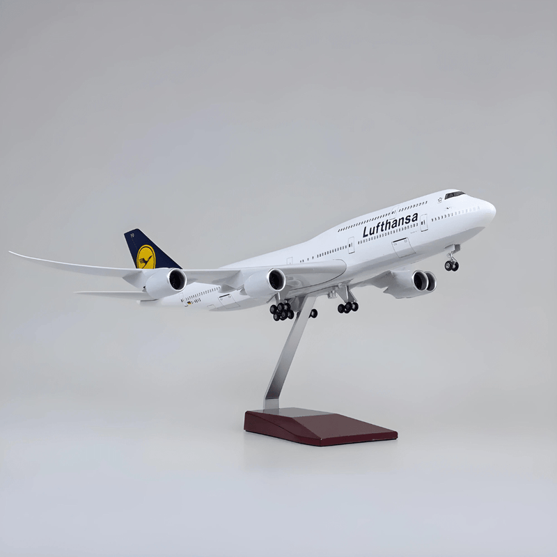 B747 Lufthansa - Scale 1/157 - 47cm - Scale airplane