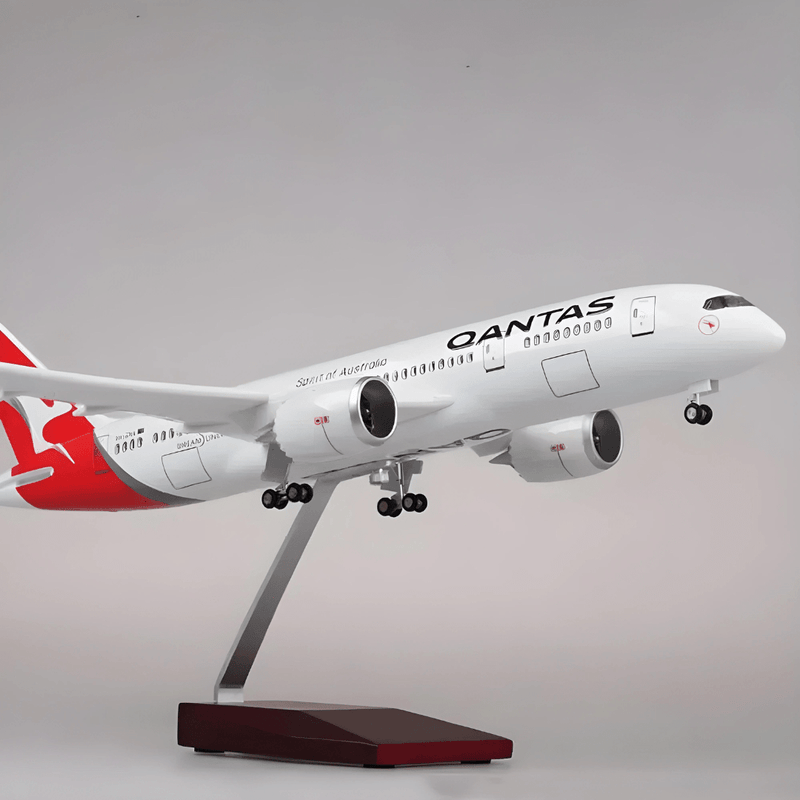 B787 Qantas Dreamliner - 1/130 Scale - 43cm - Scale Aircraft