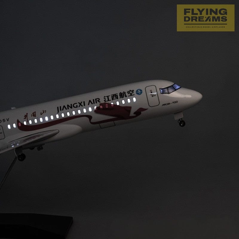 ARJ21 Jiangxi Airlines - Escala 1/70 - 47cm - 18,5cm