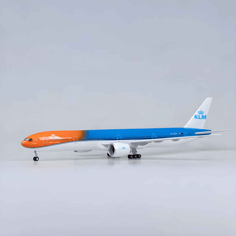 B777 KLM - ORGULLO NARANJA - Escala 1/157 - 47cm - Avión a escala