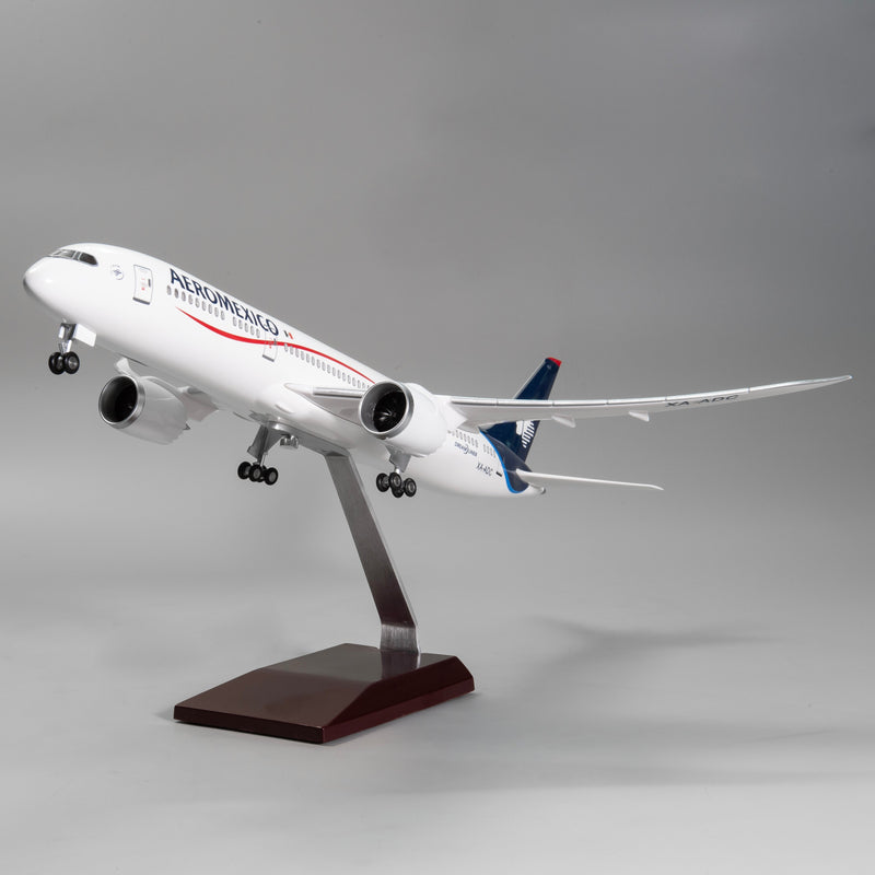 B787-9 Aeromexico - Scale 1/130 - 43cm - Scale airplane