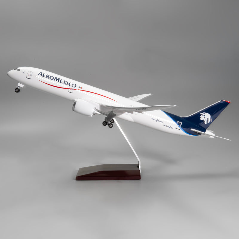 B787-9 Aeromexico - Scale 1/130 - 43cm - Scale airplane