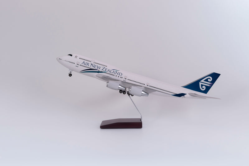 B747 Air New Zealand - Escala 1/150 - 47cm - 18,5in - Modelo de avión