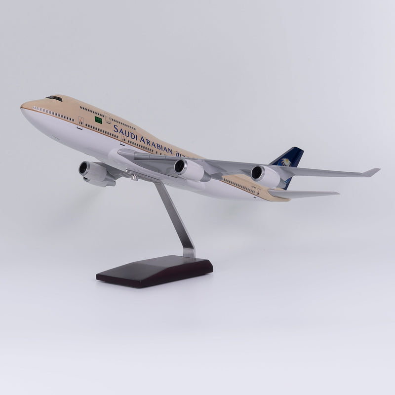 B747 Saudi Arabian Airlines - 1/150 Scale - 47cm - 18.5 in - Aircraft Model