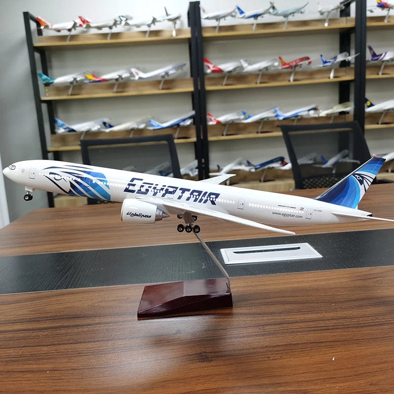 B777 Egipto - Escala 1/157 - 47cm - 18,5 in - Modelo de avión