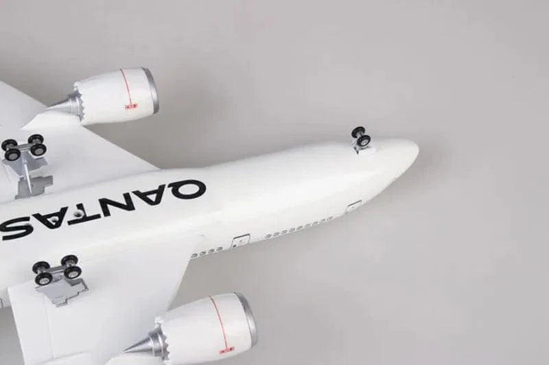 B787 Qantas Dreamliner - 1/130 Scale - 43cm - Scale Aircraft