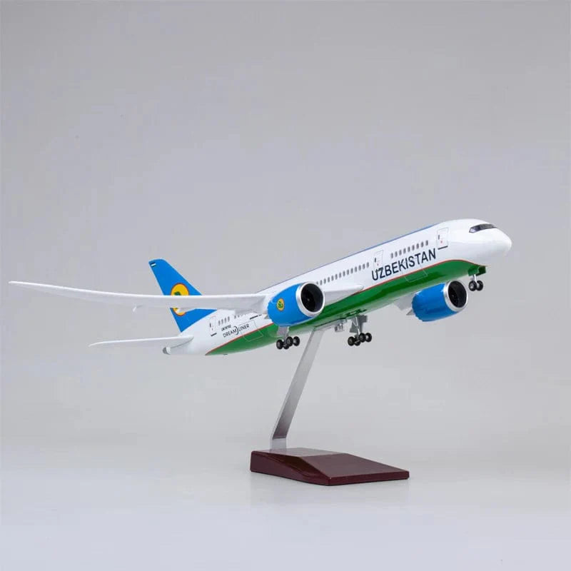 B787 Uzbekistán - Escala 1/130 - 43cm - 16.9 in