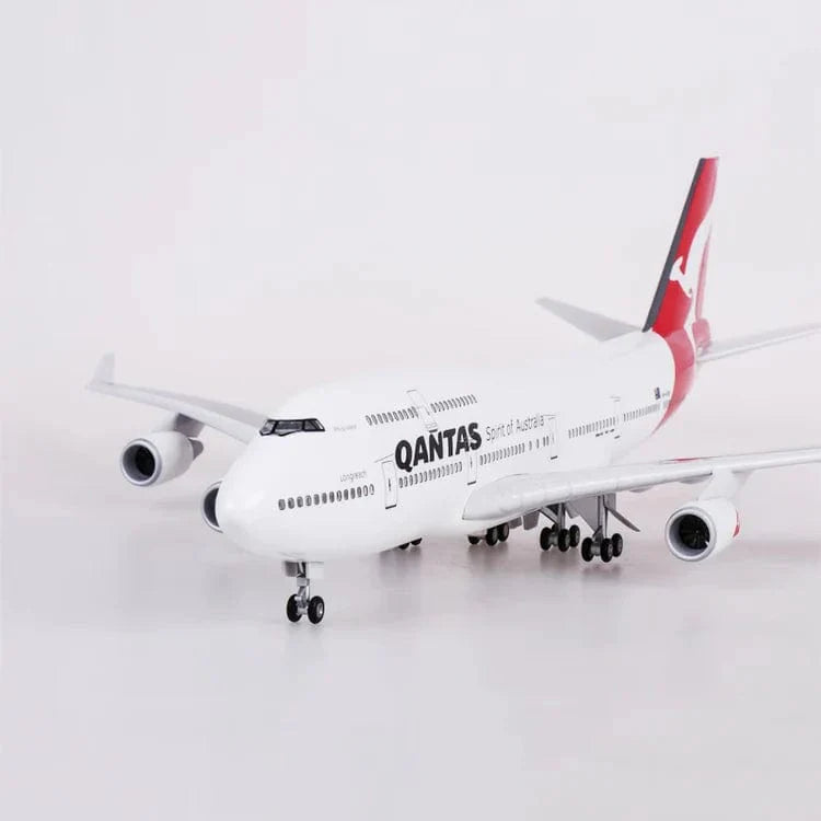 B747 Qantas - Escala 1/150 - 47cm - Avión a escala