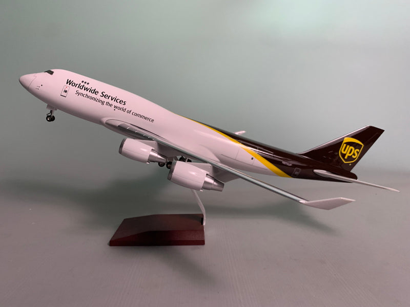 B747-400 UPS Express Cargo - Escala 1:157 - 47cm - 18,5in - SIN LED - Modelo de avión