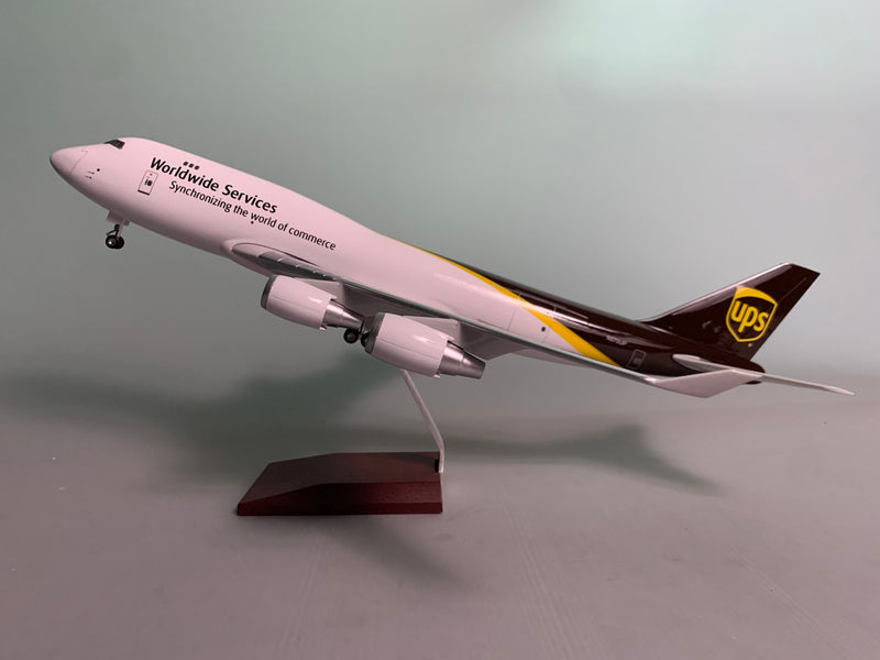 B747-400 UPS Express Cargo - Escala 1:157 - 47cm - 18,5in - SIN LED - Modelo de avión