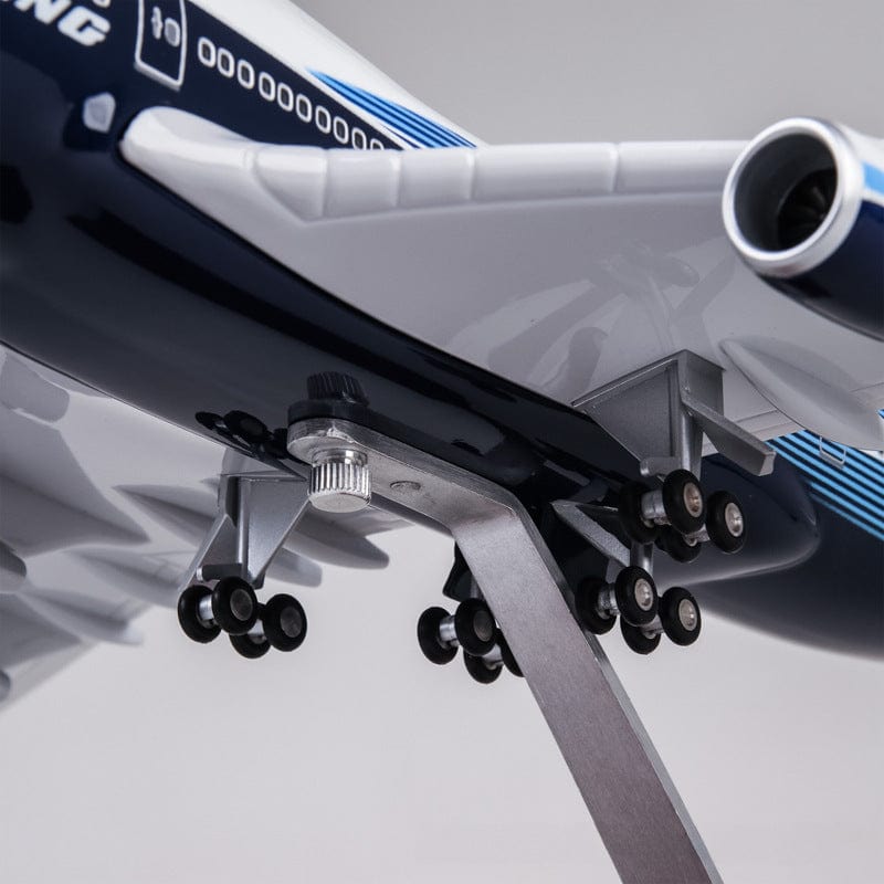 B747-400 Prototype - 1/150 Scale - 47cm - 18.5 in - Aircraft Model