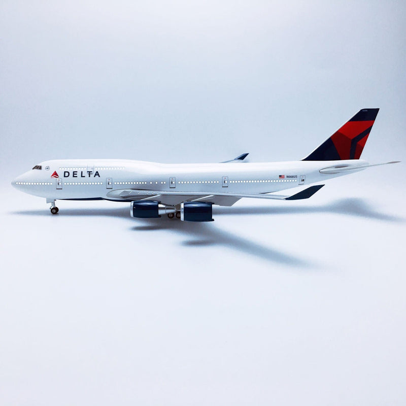 B747 Delta - 1/150 Scale - 47cm - Scale Aircraft