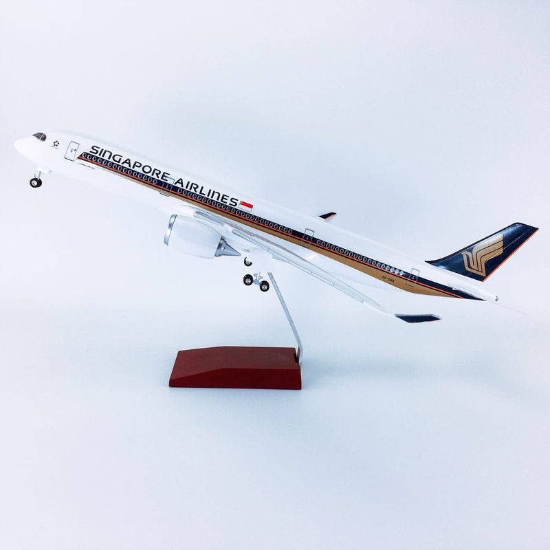 A350 Singapore - 1/142 Scale - 47cm - 18.5 inches