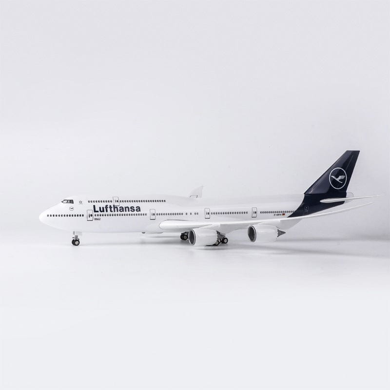 B747 Lufthansa - Escala 1/157 - 47cm - Avión a escala