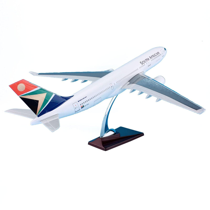 A330-200 South Africa Airlines - 1/135 Scale - 47cm - 18.5 inches