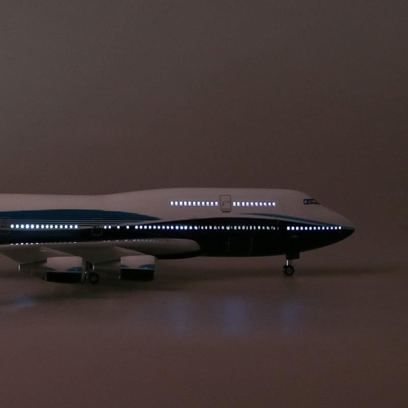 B747-400 Prototype - 1/150 Scale - 47cm - 18.5 in - Aircraft Model