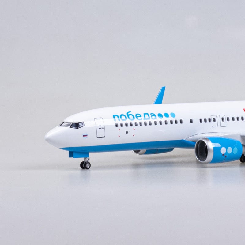 B737-700 Pobeda - 1/80 Scale - 47cm - 18.5 inches