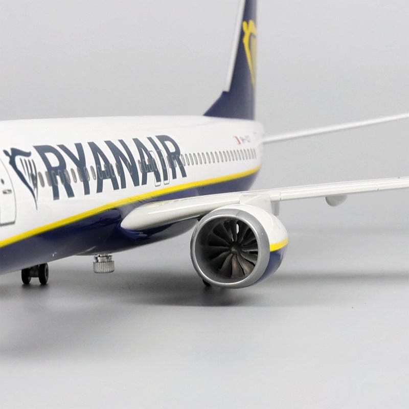 B737-800 Ryanair - 1/80 Scale - 47cm - 18.5 in - Aircraft Model