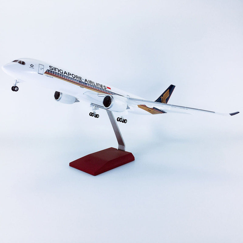 A350 Singapore - 1/142 Scale - 47cm - 18.5 inches