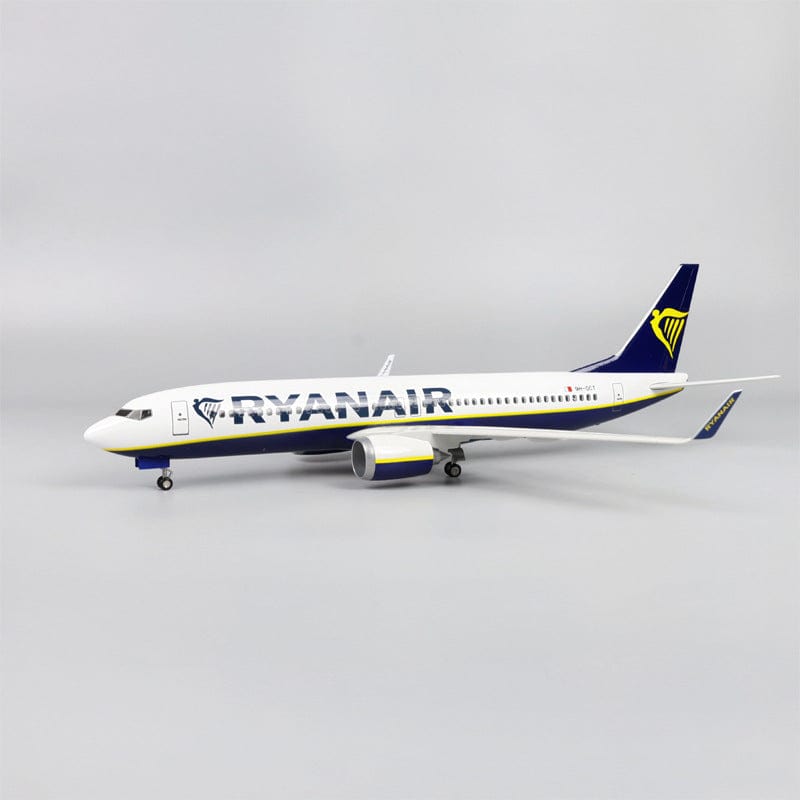 B737-800 Ryanair - 1/80 Scale - 47cm - 18.5 in - Aircraft Model