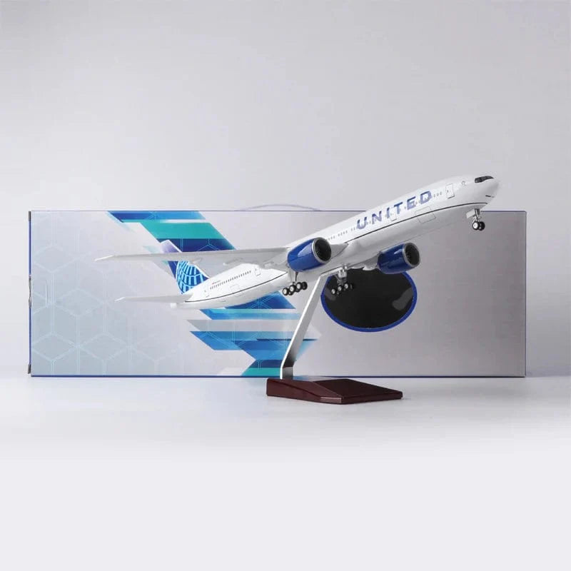 B777 United - Escala 1/157 - 47cm - Avión a escala