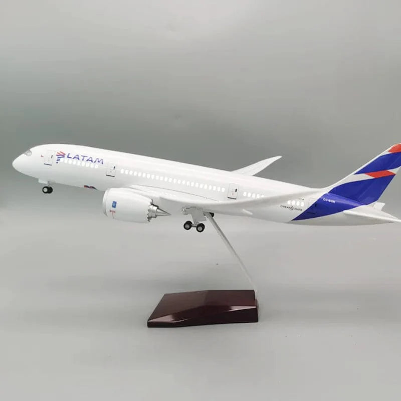 B787 LATAM - 1/130 Scale - 43cm - Scale Aircraft