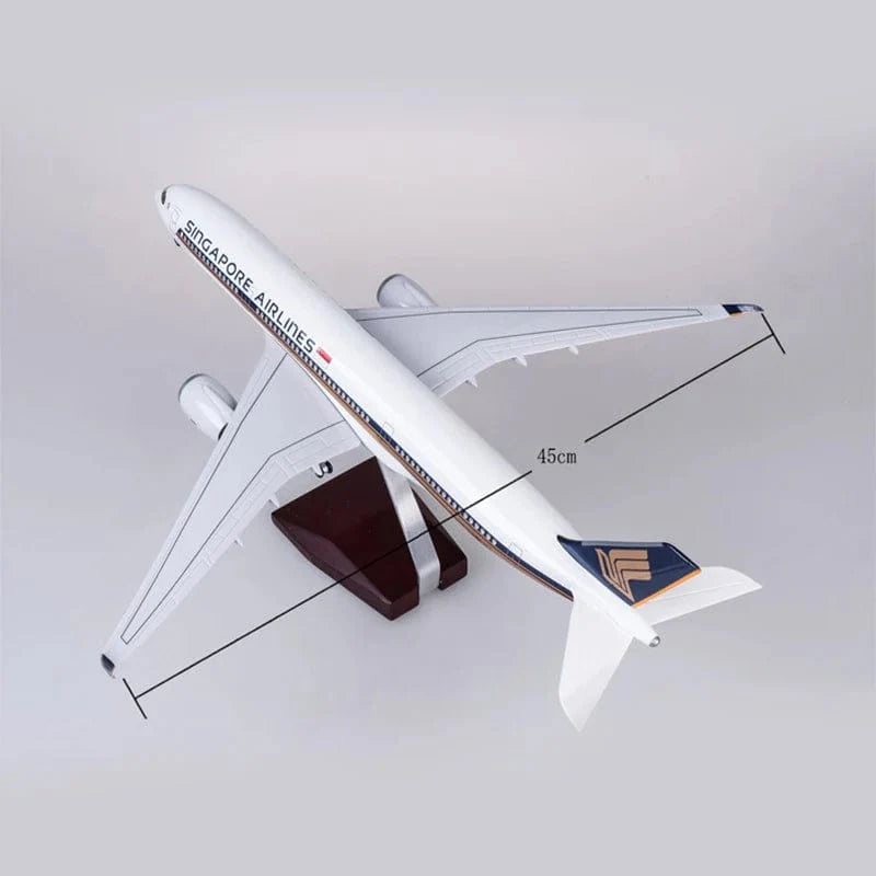 A350 Singapore - 1/142 Scale - 47cm - 18.5 inches