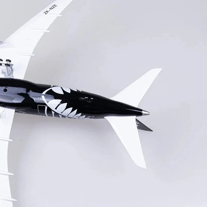 B787 Air New Zealand - Escala 1/130 - 43cm - 16.9 in