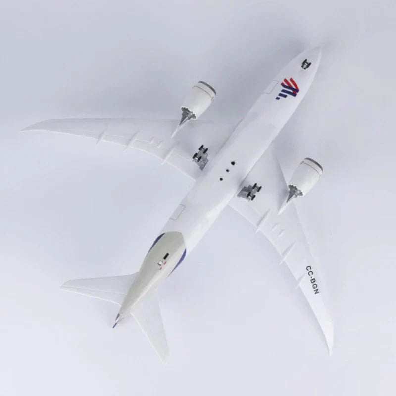 B787 LATAM - Escala 1/130 - 43cm - Avión a escala