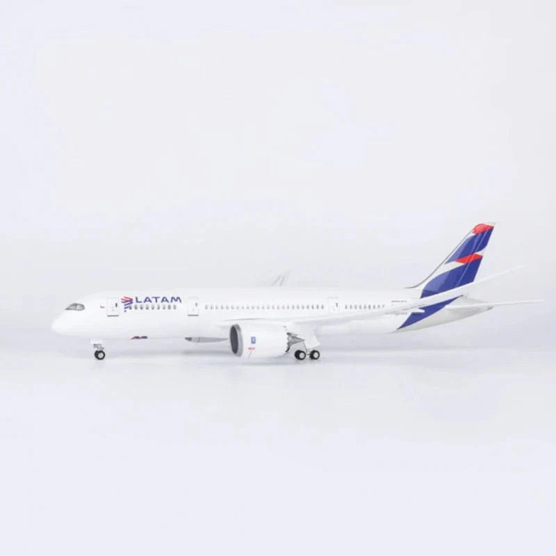 B787 LATAM - 1/130 Scale - 43cm - Scale Aircraft