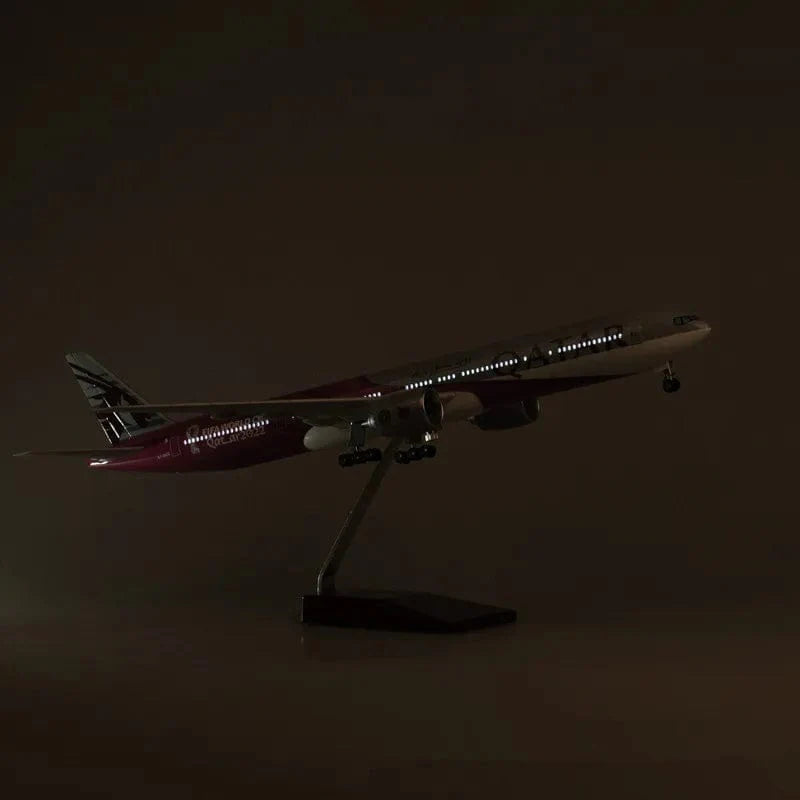 B777 Qatar - Copa Mundial - Escala 1/150 - 47 cm - Avión a escala