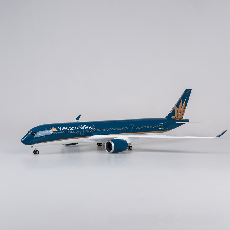 A350 Vietnam - 1/142 Scale - 47cm - 18.5 in