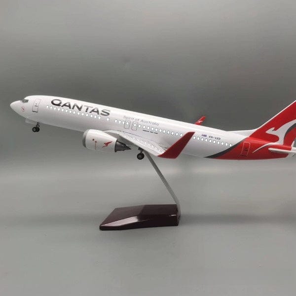 B737-800 Qantas - 1/80 Scale - 47cm - 18.5 in - Aircraft Model