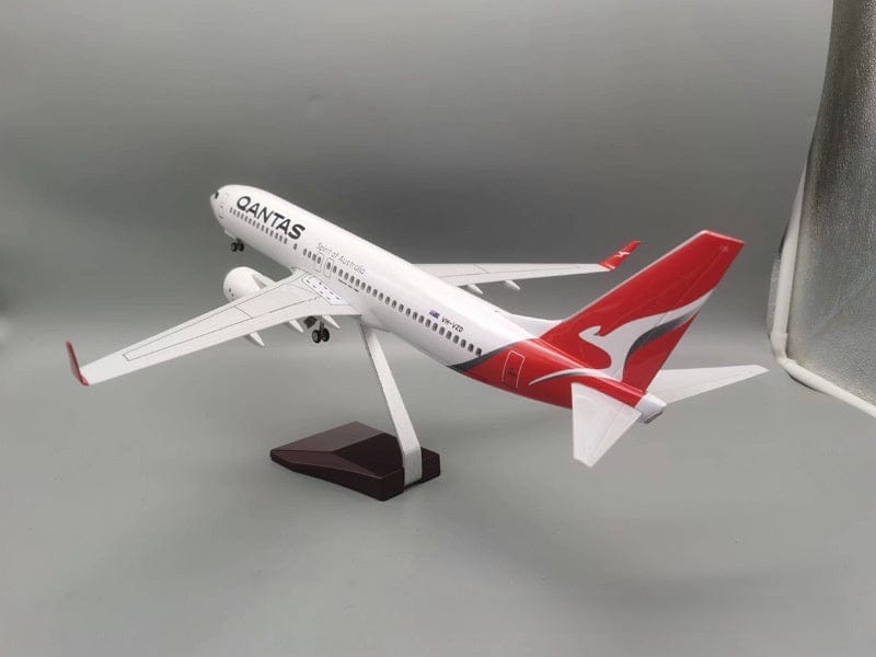 B737-800 Qantas - Escala 1/80 - 47cm - 18,5 in - Modelo de avión