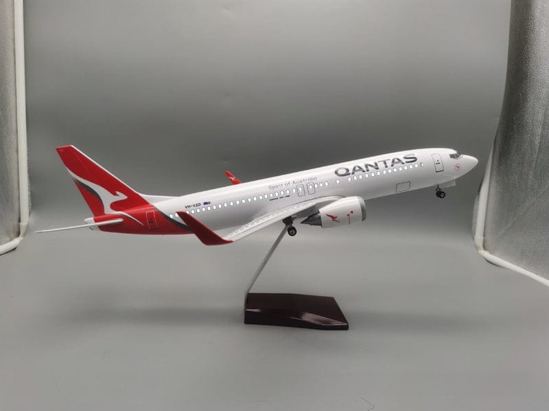 B737-800 Qantas - Escala 1/80 - 47cm - 18,5 in - Modelo de avión