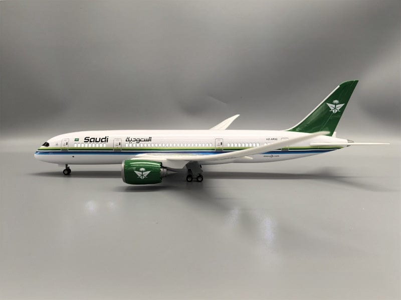 B787 Saudi Arabia - 1/130 Scale - 43cm - 16.9 inches