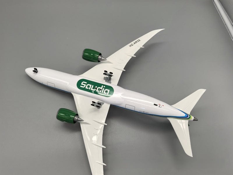 B787 Saudi Arabia - 1/130 Scale - 43cm - 16.9 inches