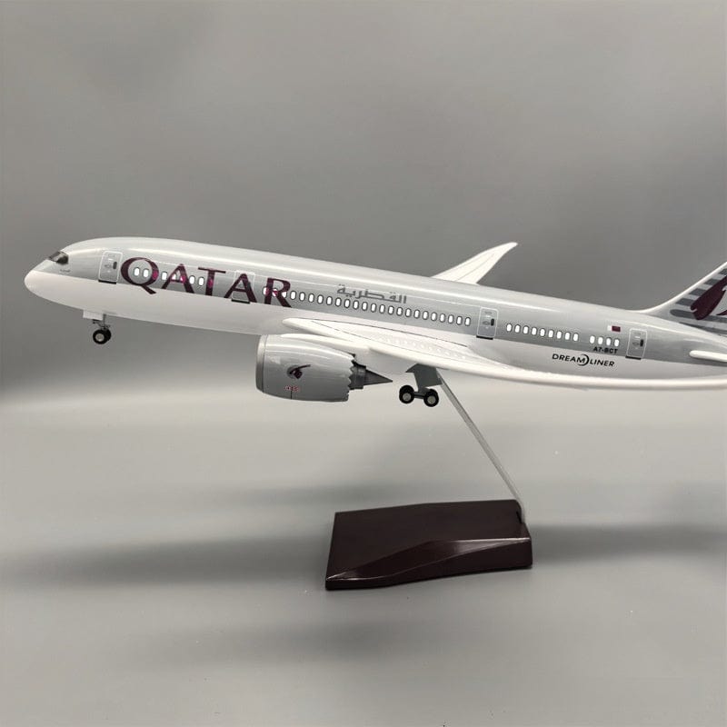 B787 Qatar - Escala 1/130 - 43cm - 16,9 in - Modelo de avión