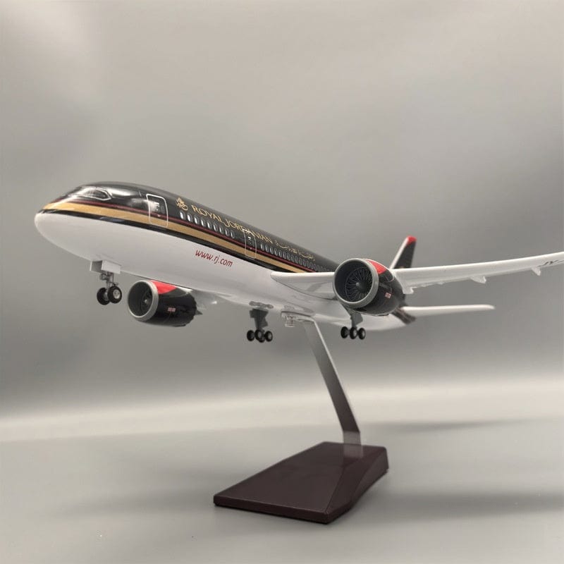 B787 Royal Jordanian - 1/130 Scale - 43cm - 16.9 inches